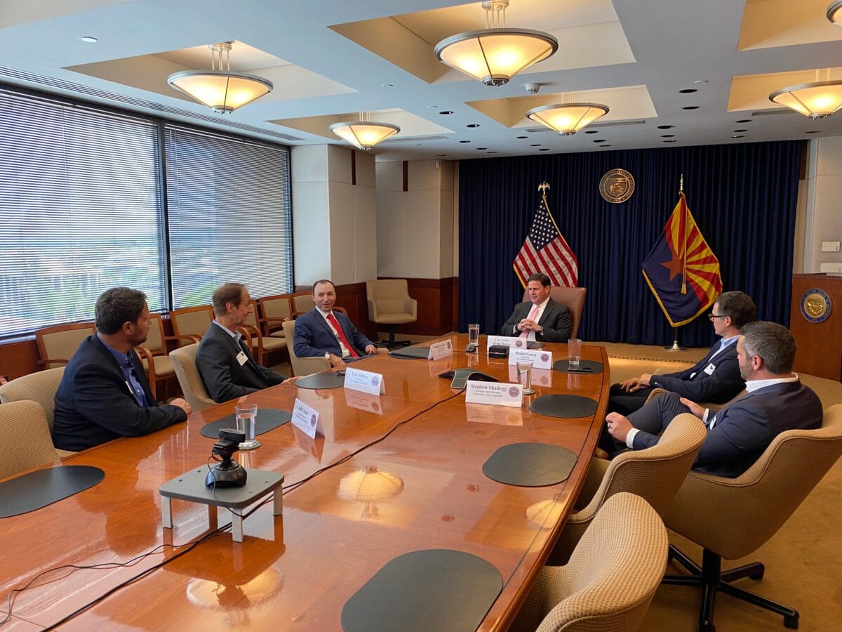 AFP President Tim Phillips, Arizona State Director Steven Shadegg, LIBRE President Daniel Garza, and others meet with Arizona Governor Doug Ducey to discuss historic tax reform.
